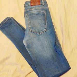 Zara size 26 skinny jeans